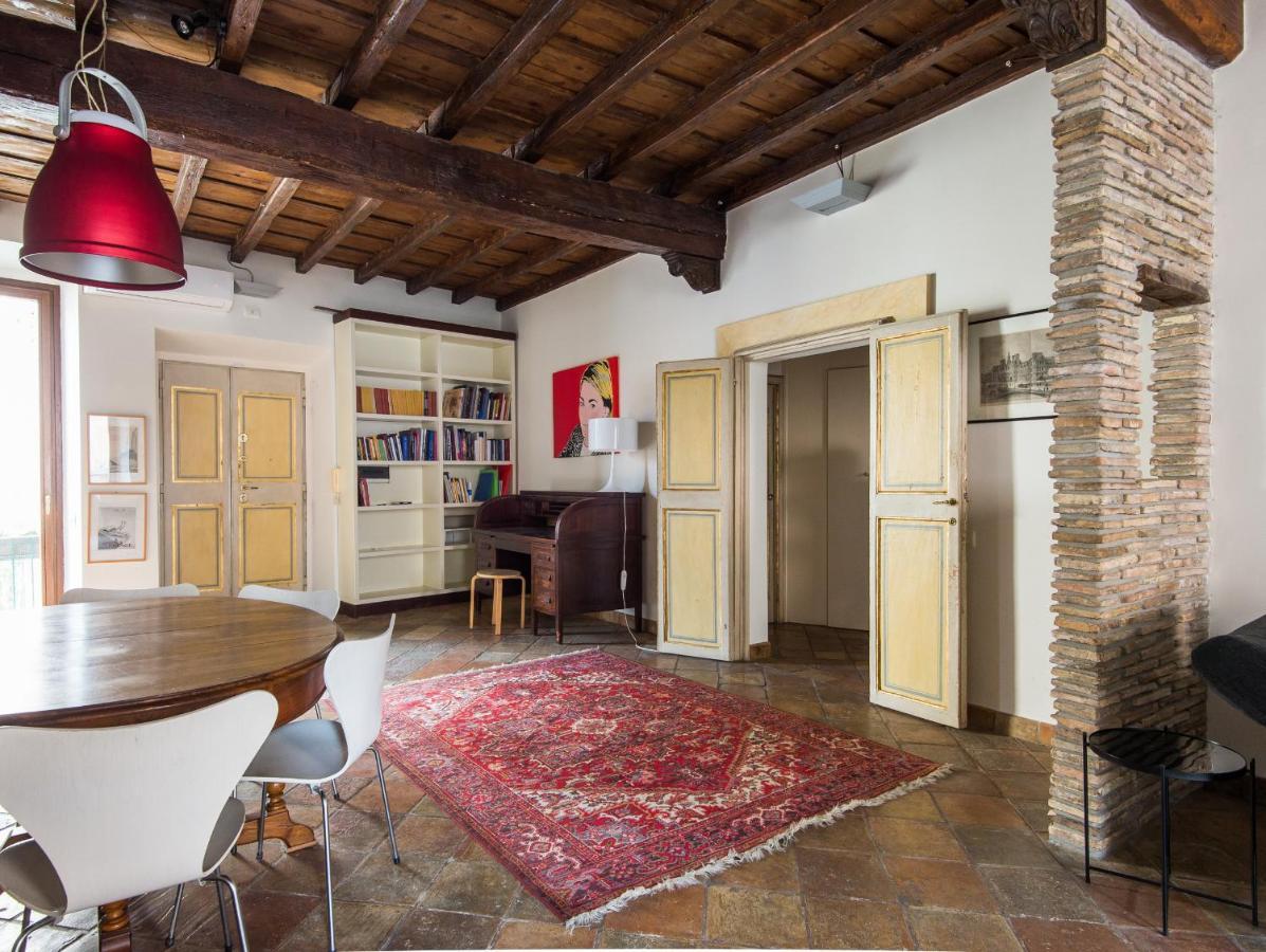 Pantheon Enchanting Luxury Apartment โรม ภายนอก รูปภาพ