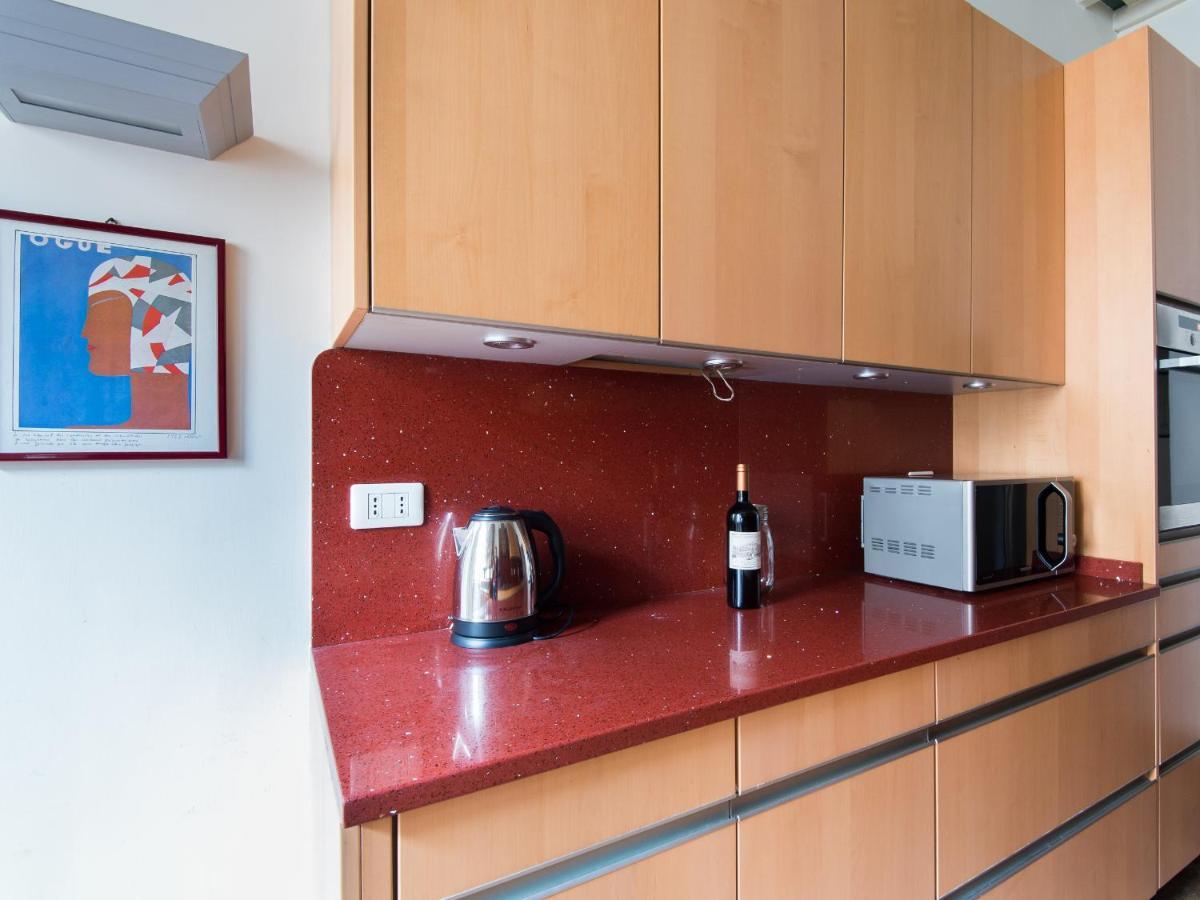 Pantheon Enchanting Luxury Apartment โรม ภายนอก รูปภาพ