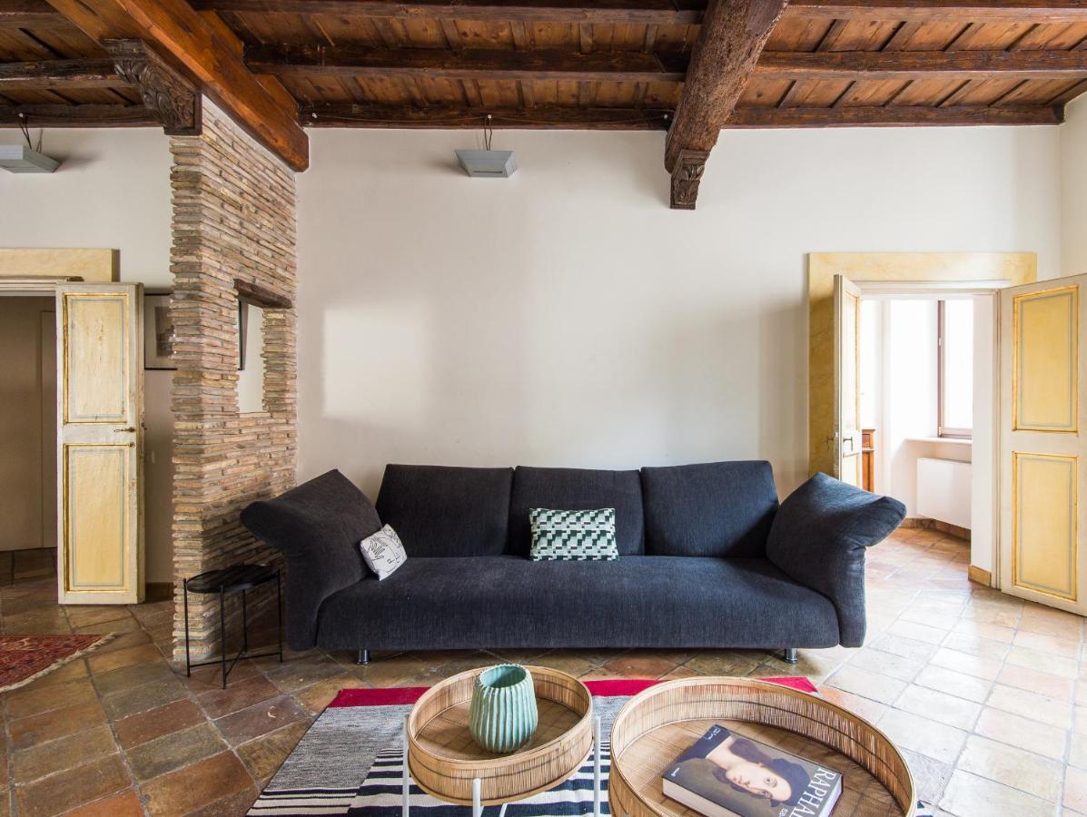 Pantheon Enchanting Luxury Apartment โรม ภายนอก รูปภาพ