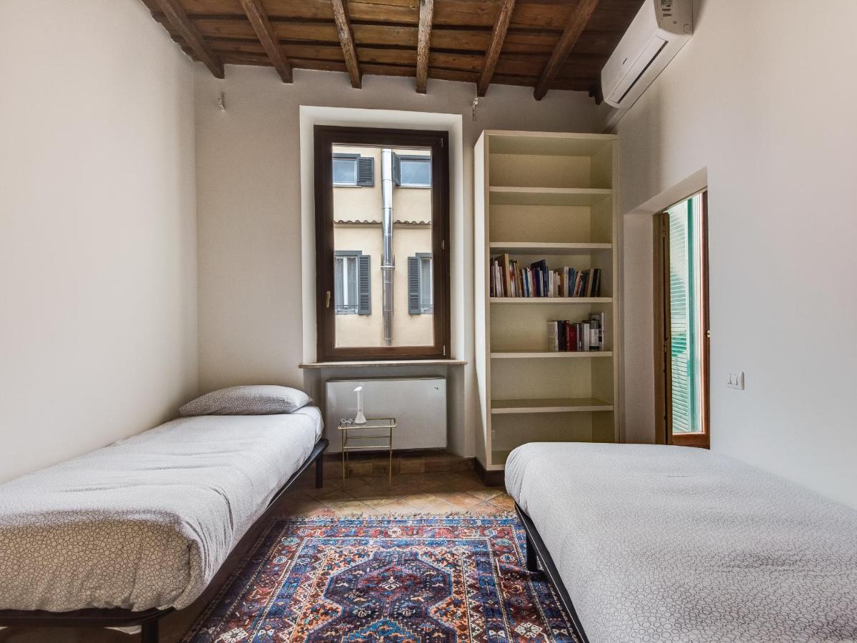 Pantheon Enchanting Luxury Apartment โรม ภายนอก รูปภาพ