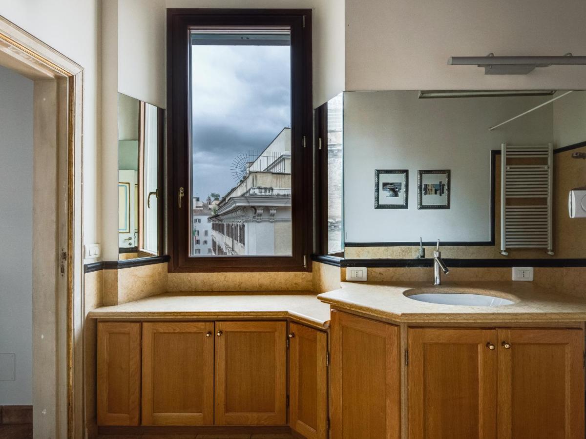 Pantheon Enchanting Luxury Apartment โรม ภายนอก รูปภาพ